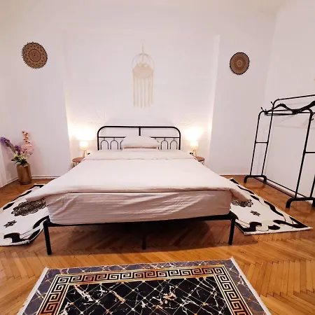 Elegant Flat 2br