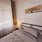 Apartman Elegant Flat 2br Bukarest