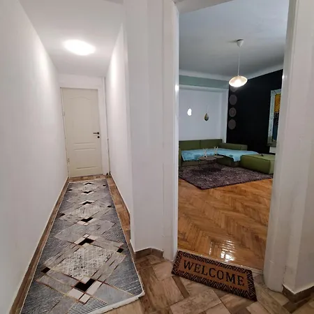 Elegant Flat 2br Lägenhet Bukarest