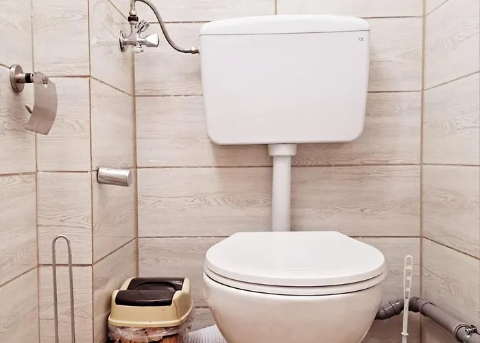 Elegant Flat 2br * بوخارست