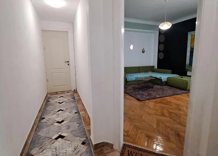 Elegant Flat 2br דירה בוקרשט