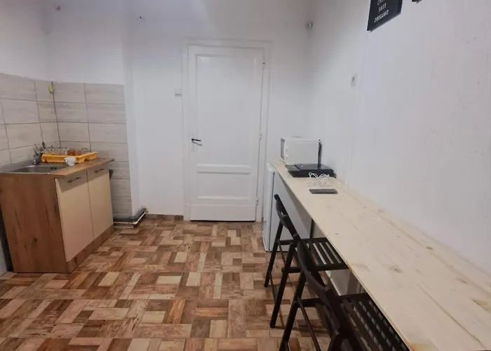 Elegant Flat 2br בוקרשט