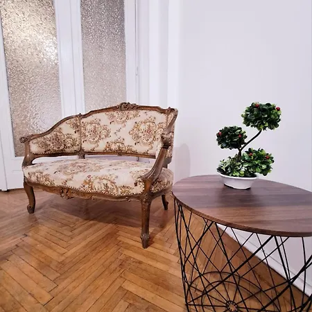 Elegant Flat 2br